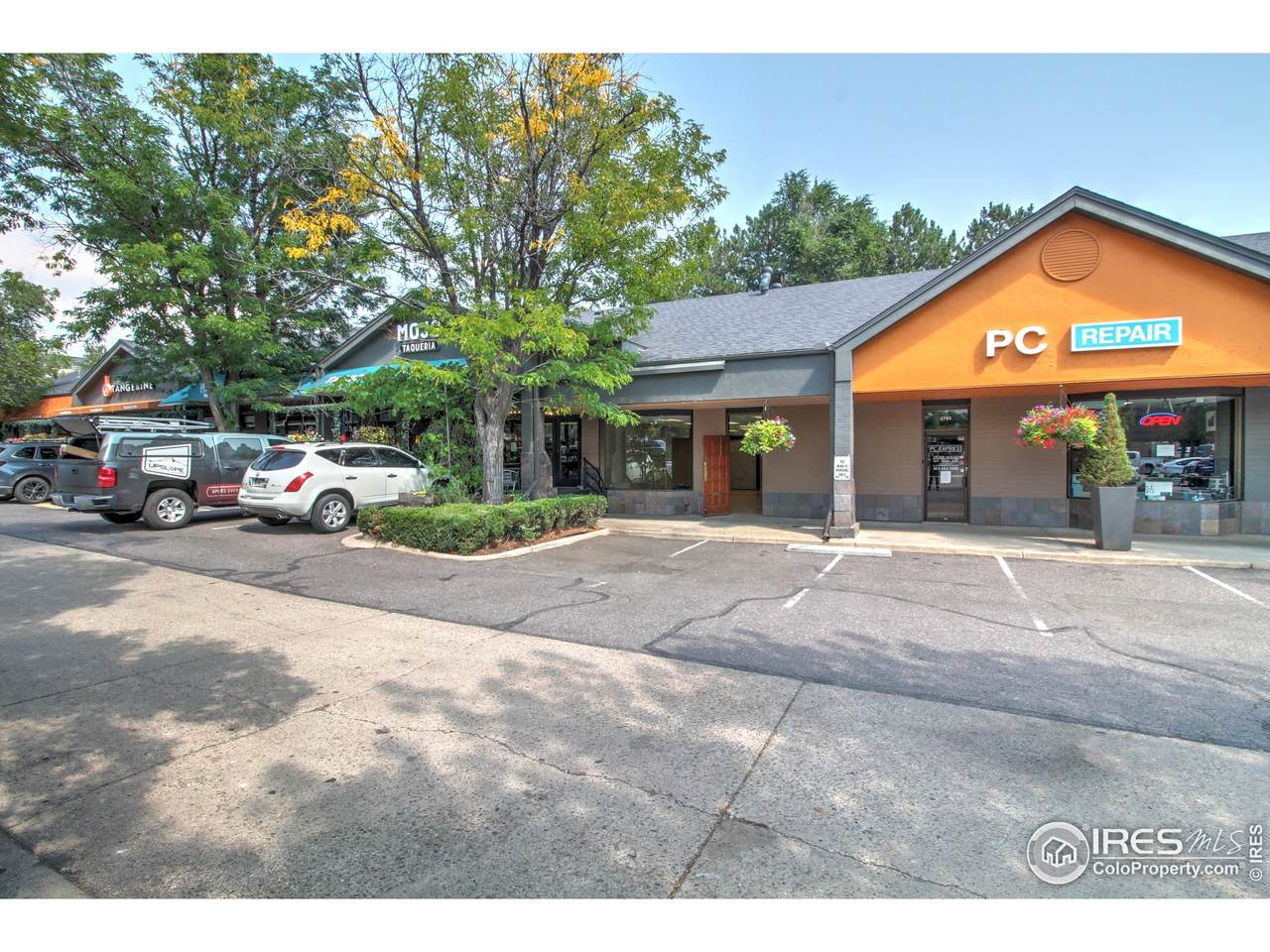 2789 Iris Ave - Photo 1