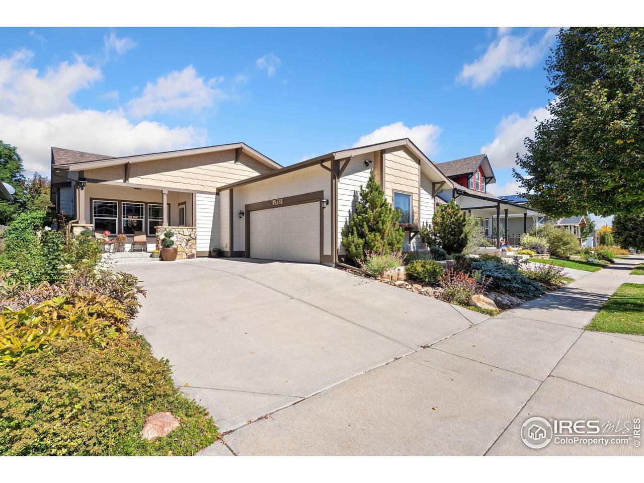 2132 Cocklebur Ln - Photo 1