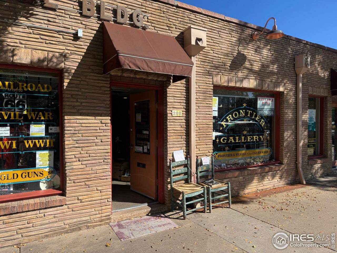 208 Mason St - Photo 1