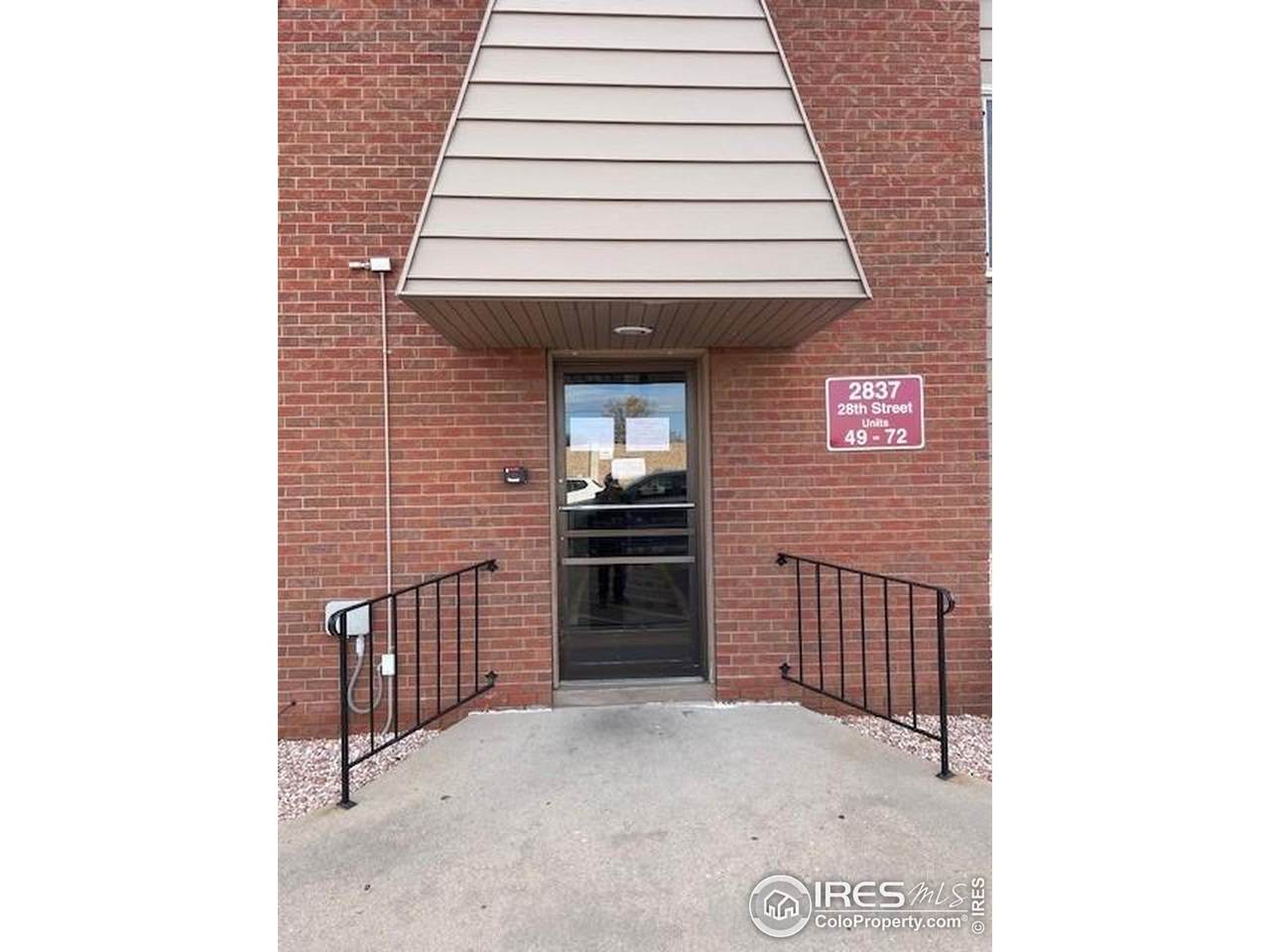 2837 28th St - Photo 1