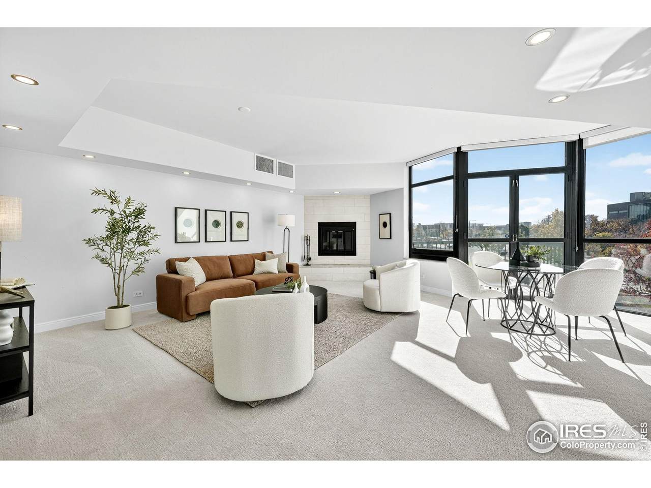 1350 Lawrence St - Photo 1