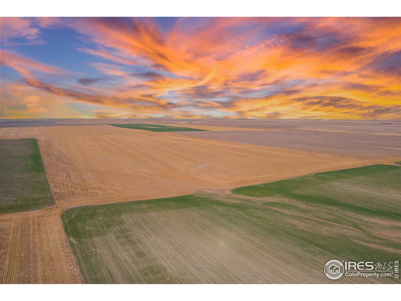  Address Not Published - Photo 1