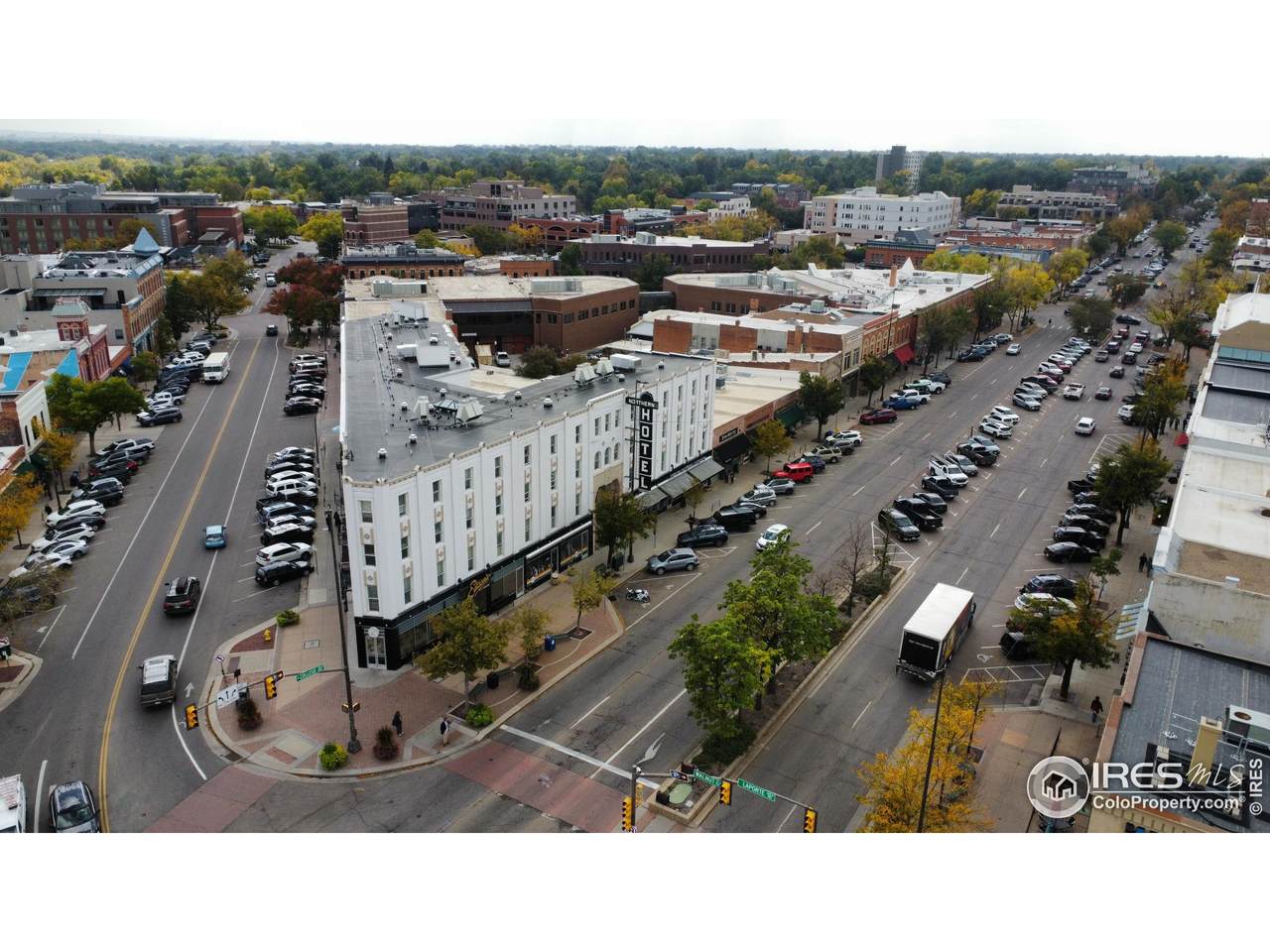 172 College Ave - Photo 1