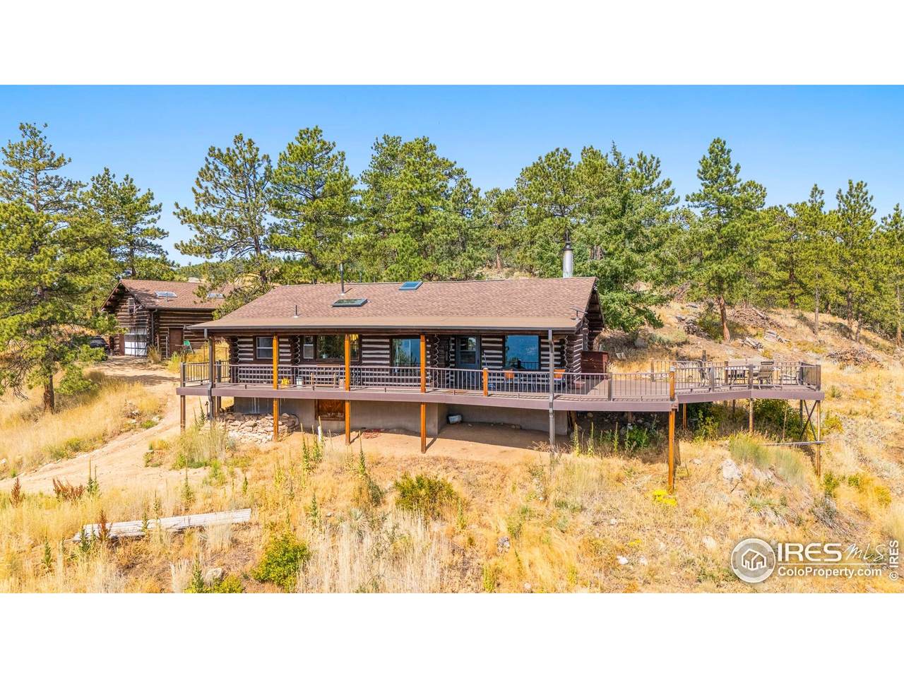 1327 Weaver Dr - Photo 1