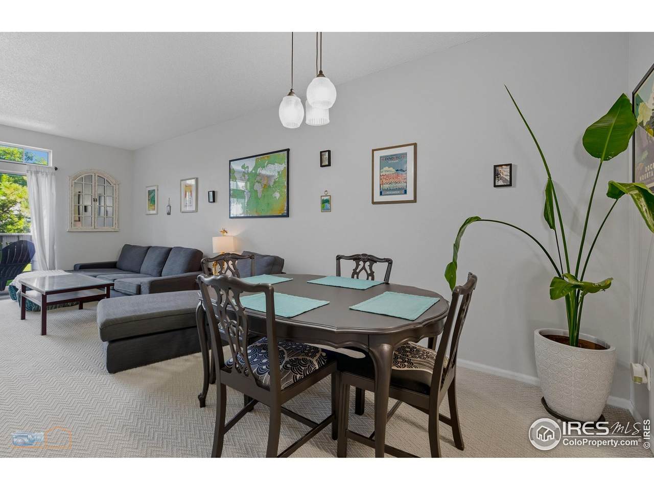 7443 Singing Hills Ct - Photo 1