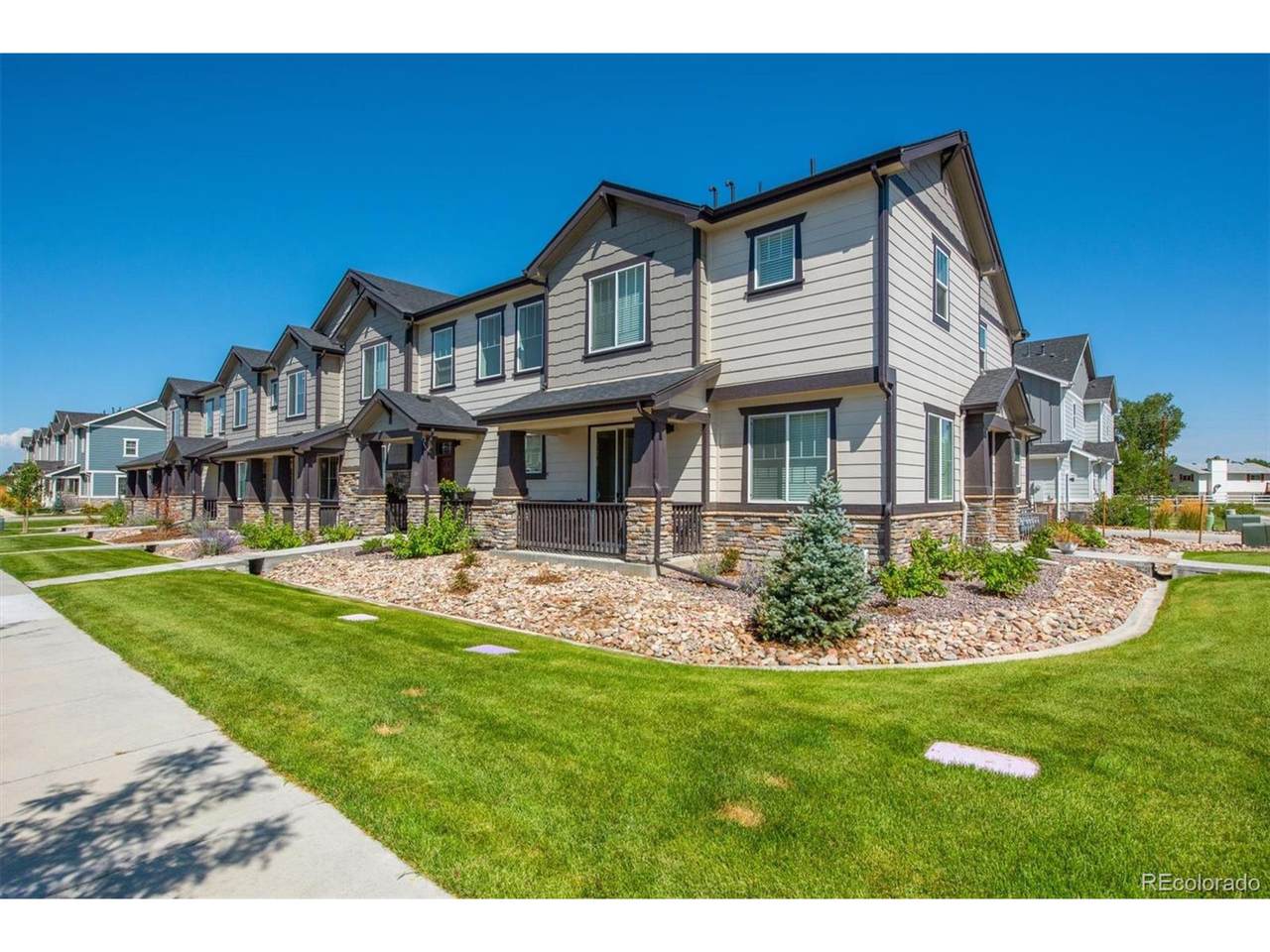 16563 119th Way - Photo 1
