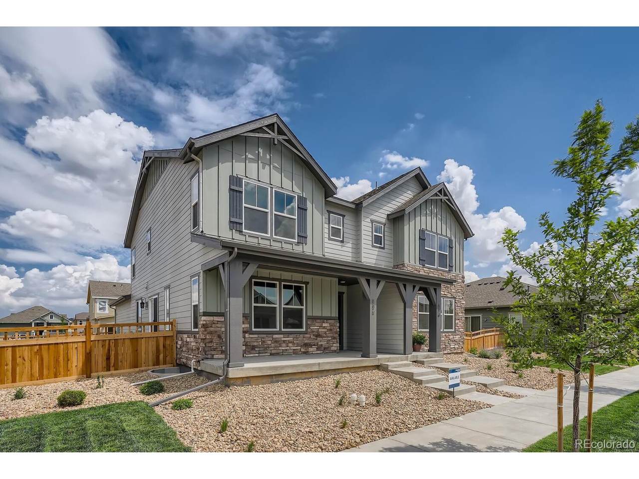 886 Colorado River Ave - Photo 1