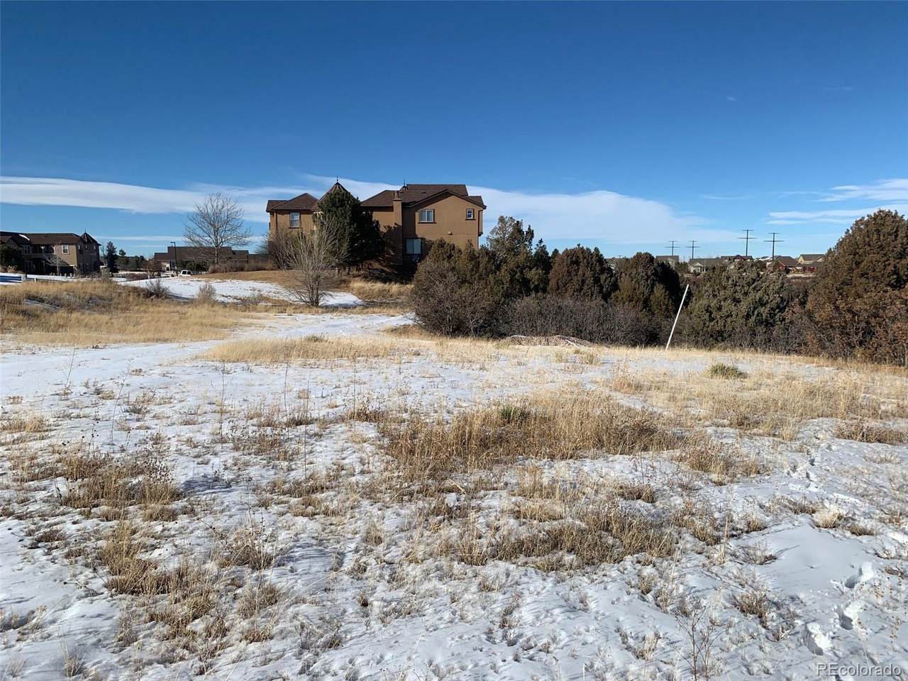 2532 Eastview Dr - Photo 1