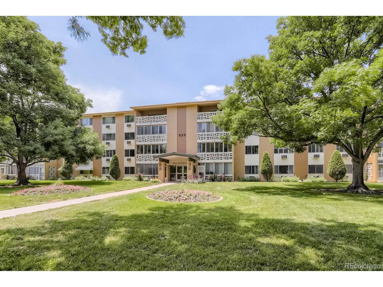 625 Alton Way - Photo 1