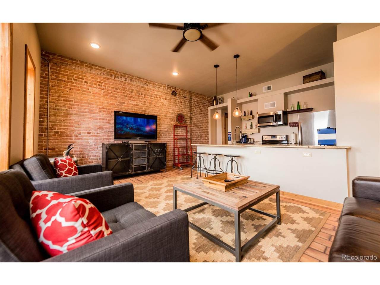 109 F St - Photo 1