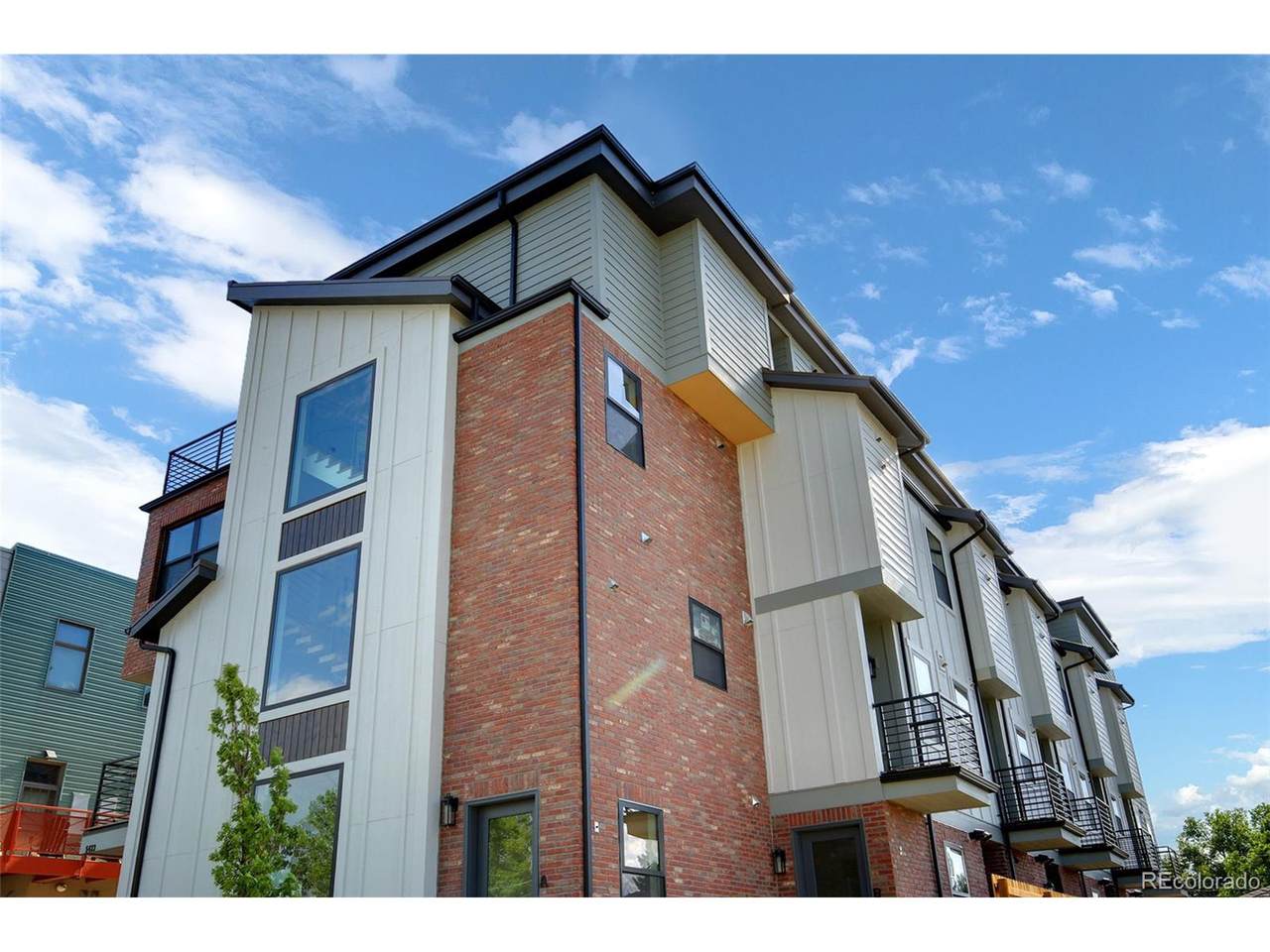 5423 Prince St - Photo 1