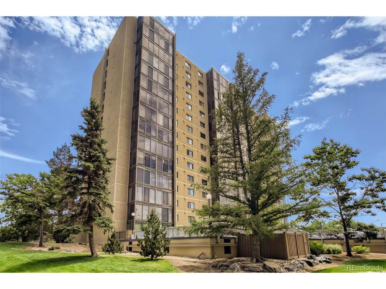 7877 Mississippi Ave - Photo 1