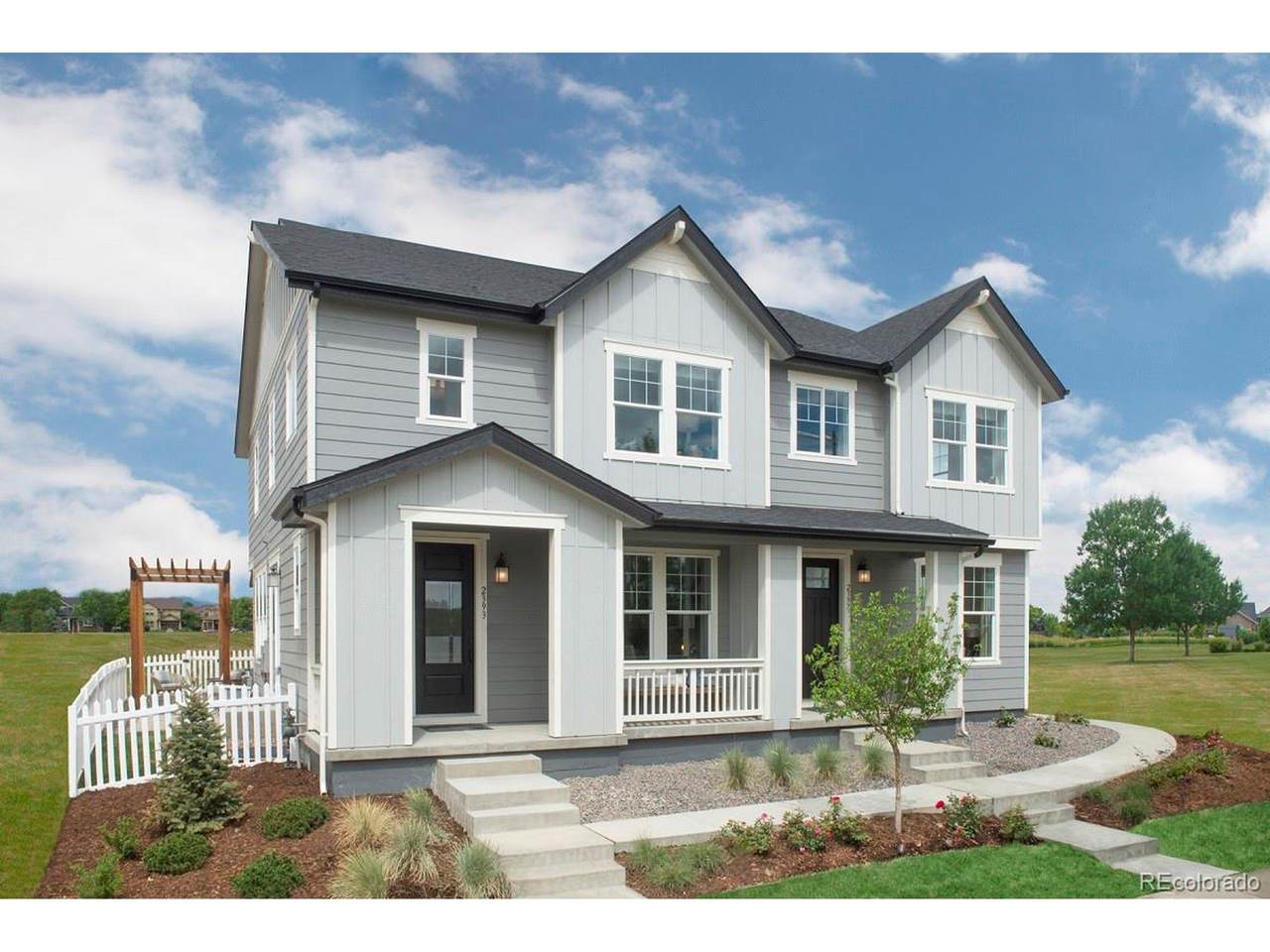 2443 Alpine St - Photo 1