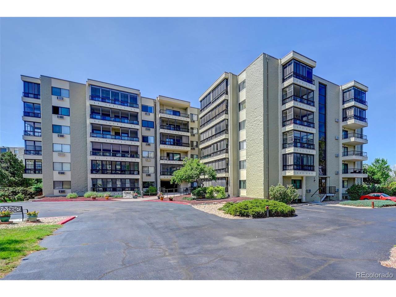 13901 Marina Dr - Photo 1