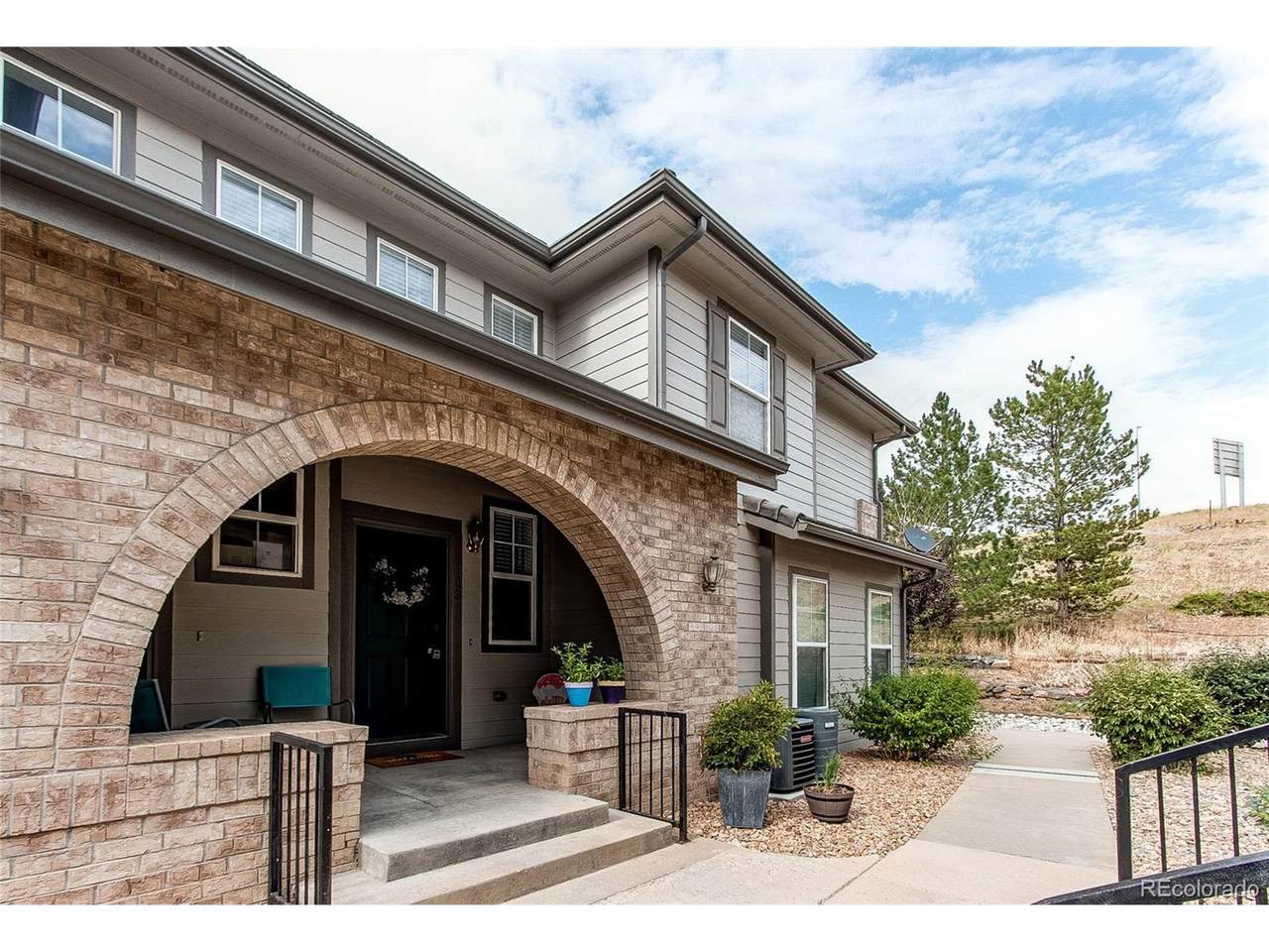 6722 Winnipeg Cir - Photo 1