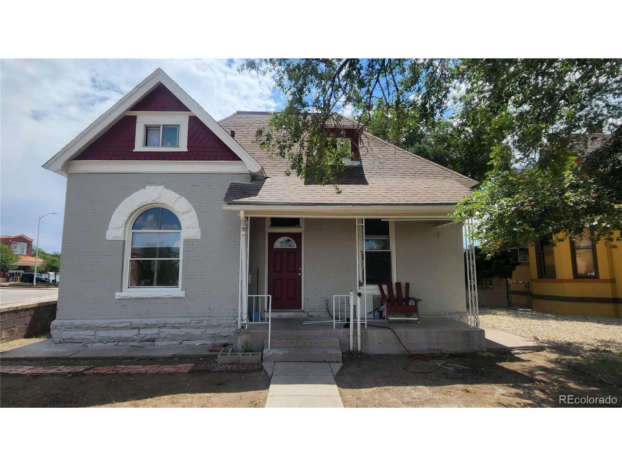 700 Wilson Ave - Photo 1