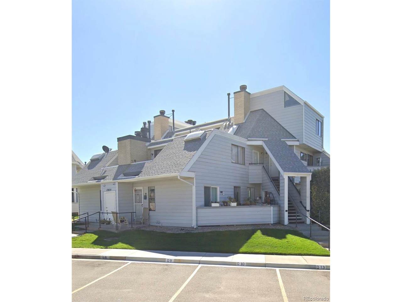 17034 Tennessee Dr - Photo 1