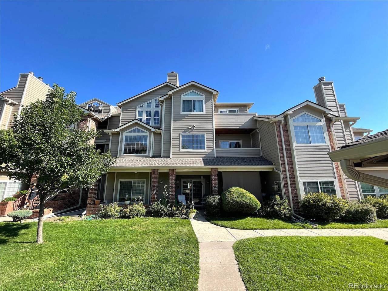 4760 Wadsworth Blvd - Photo 1