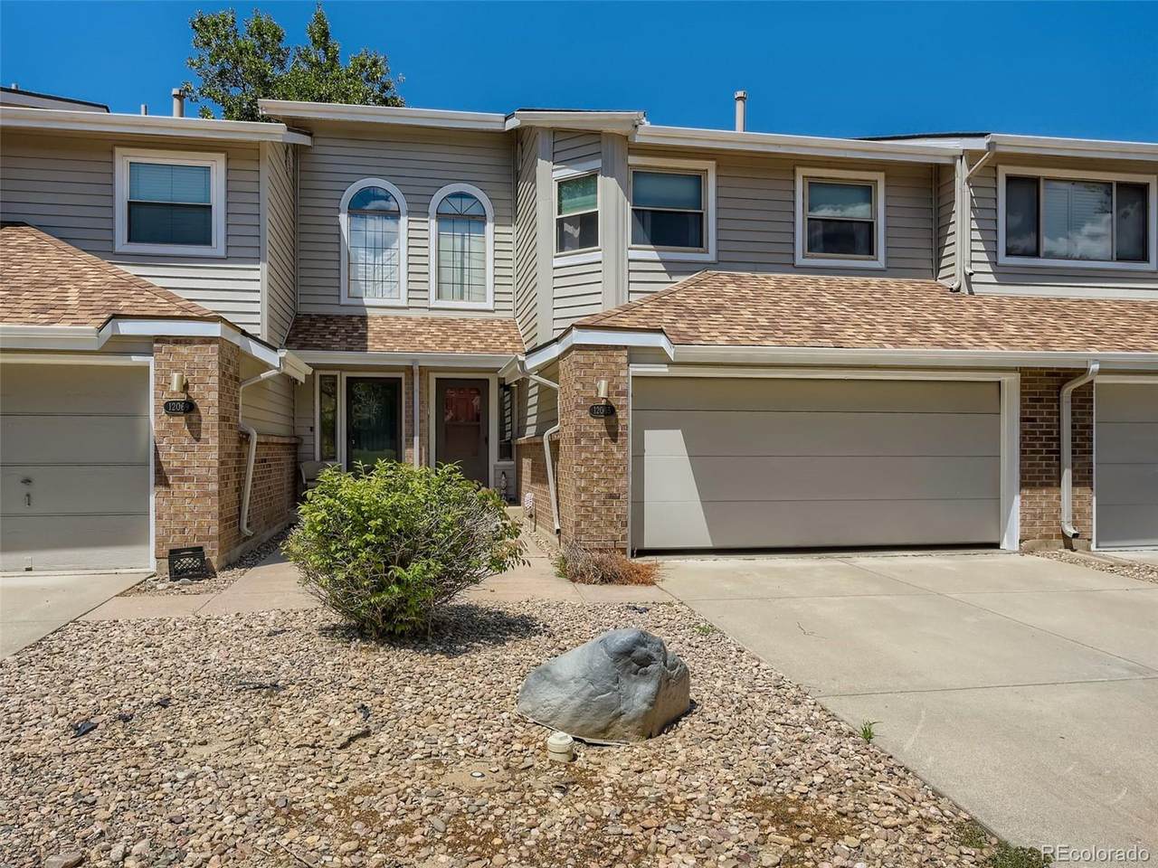 12065 Chenango Dr - Photo 1