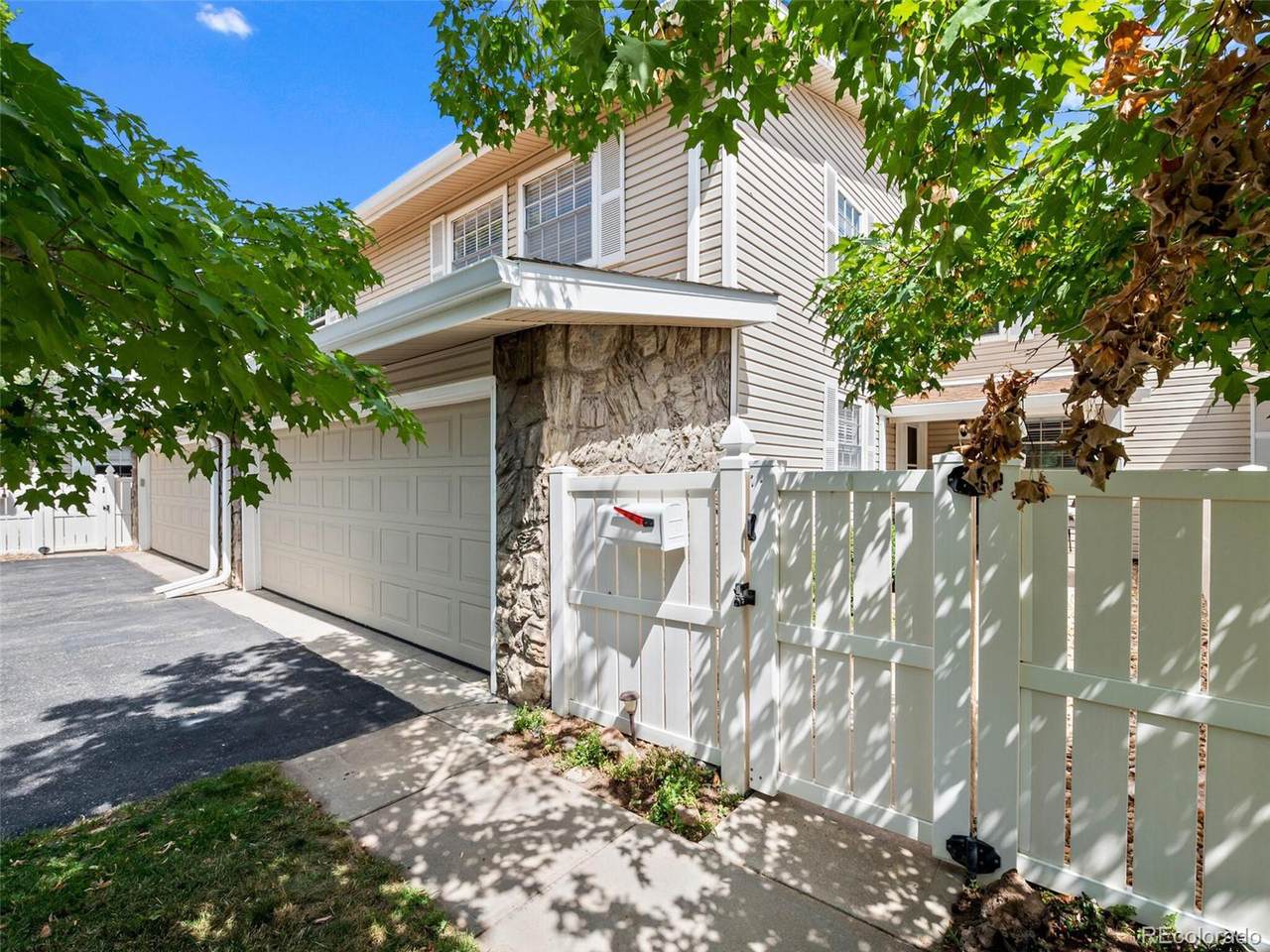 2732 Heather Gardens Way - Photo 1