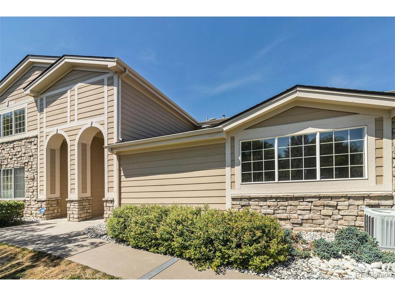 4251 Blackhawk Cir - Photo 1