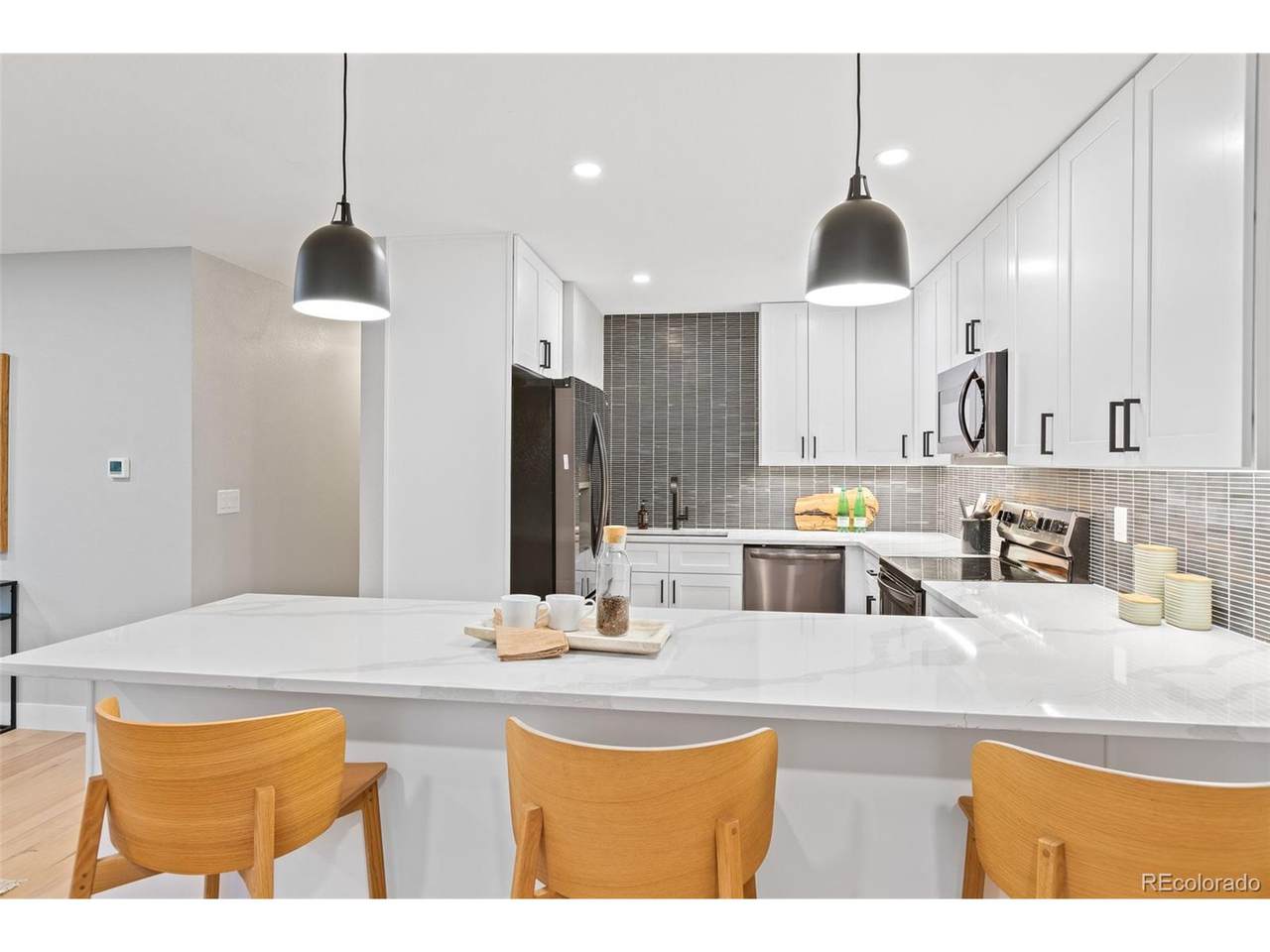 6197 Webster St - Photo 1