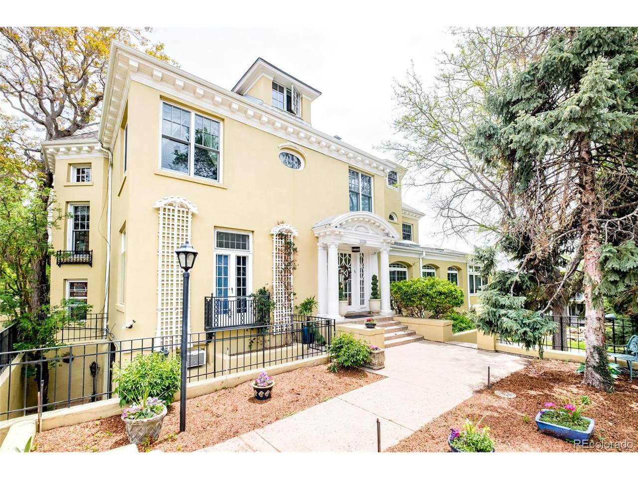 680 Clarkson St - Photo 1