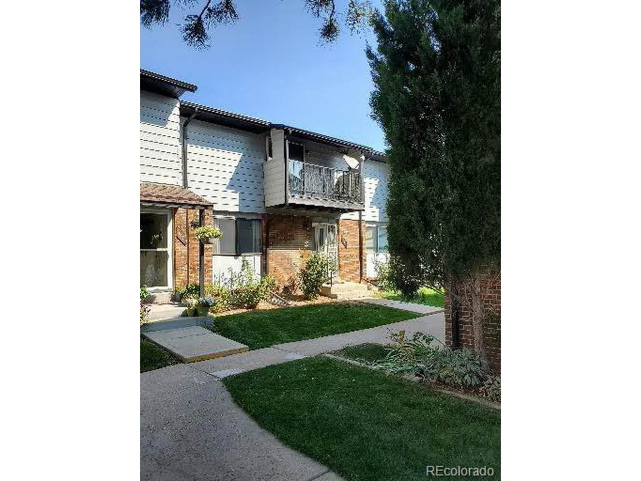 3061 92nd Ave - Photo 1