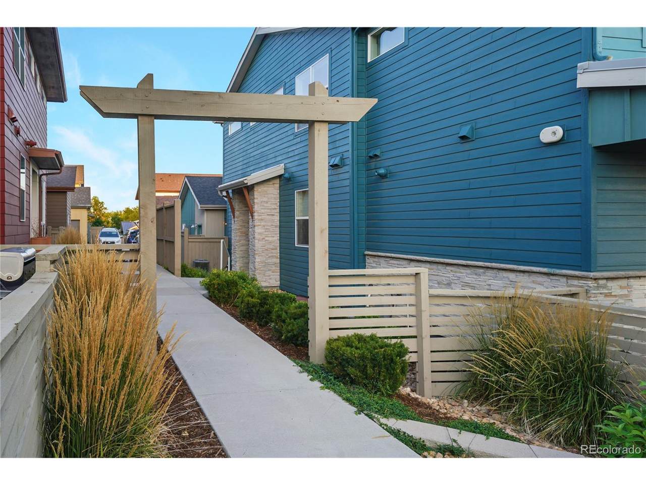 922 Cimarron Dr - Photo 1