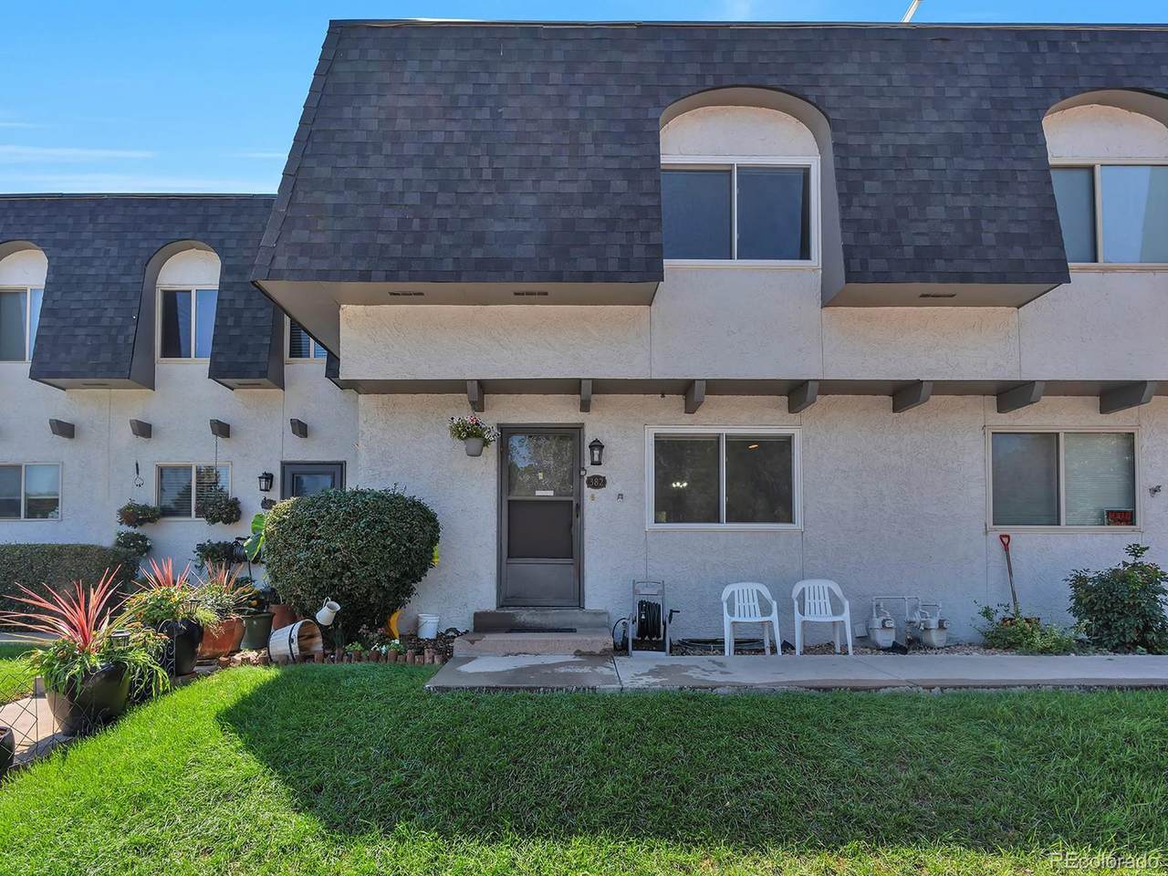 382 Highline Cir - Photo 1