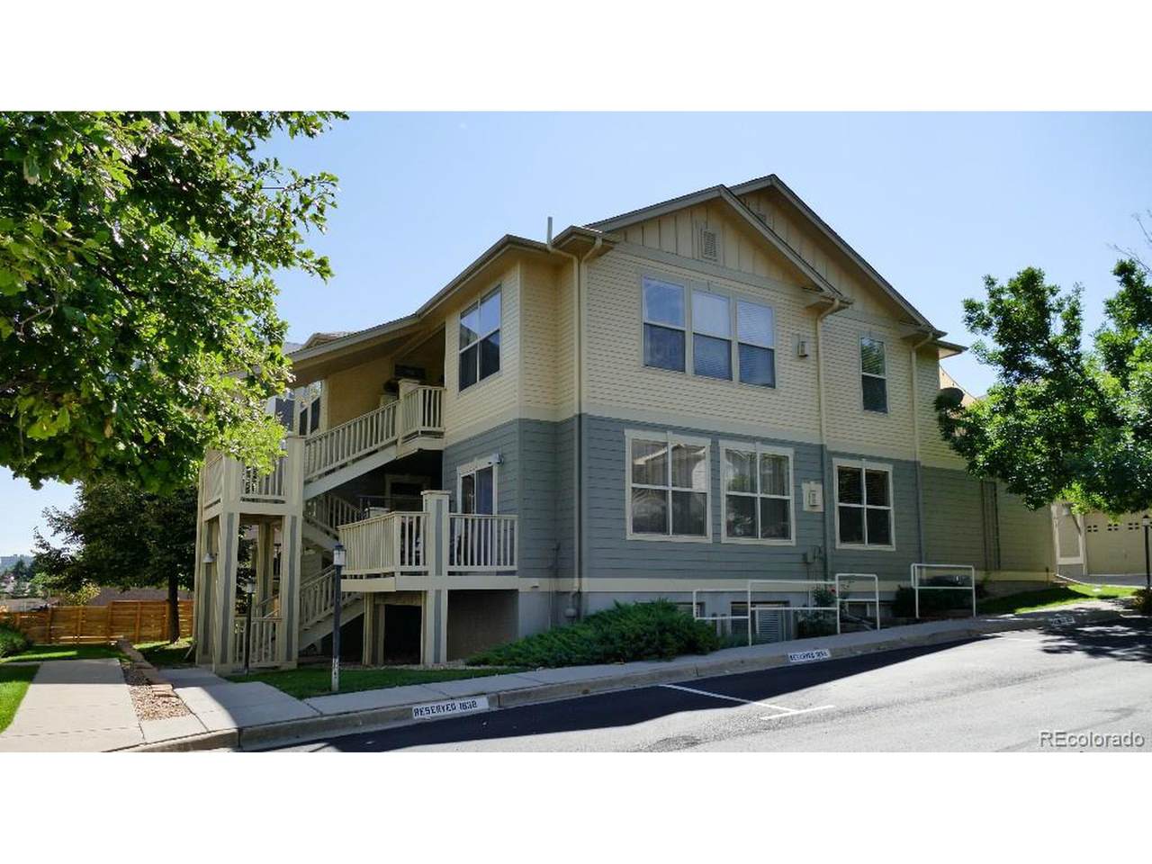 1626 Ames Ct - Photo 1
