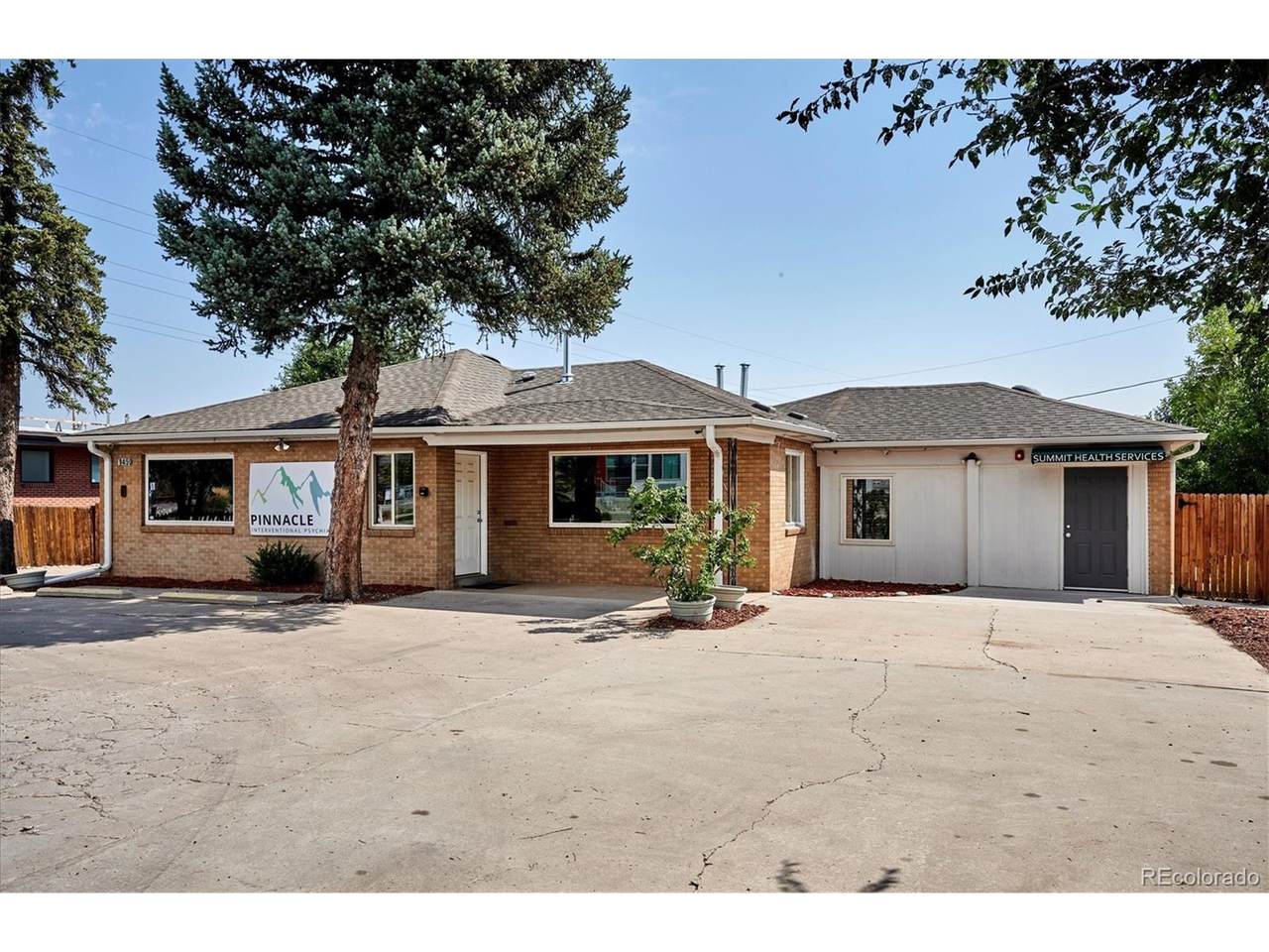 1450 Hoyt St - Photo 1