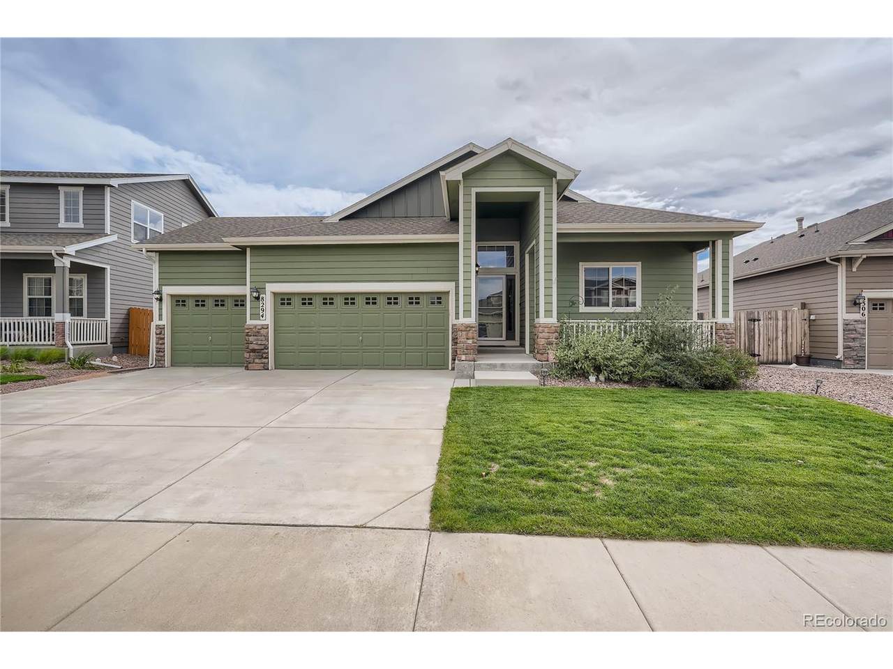 8294 Hardwood Cir - Photo 1