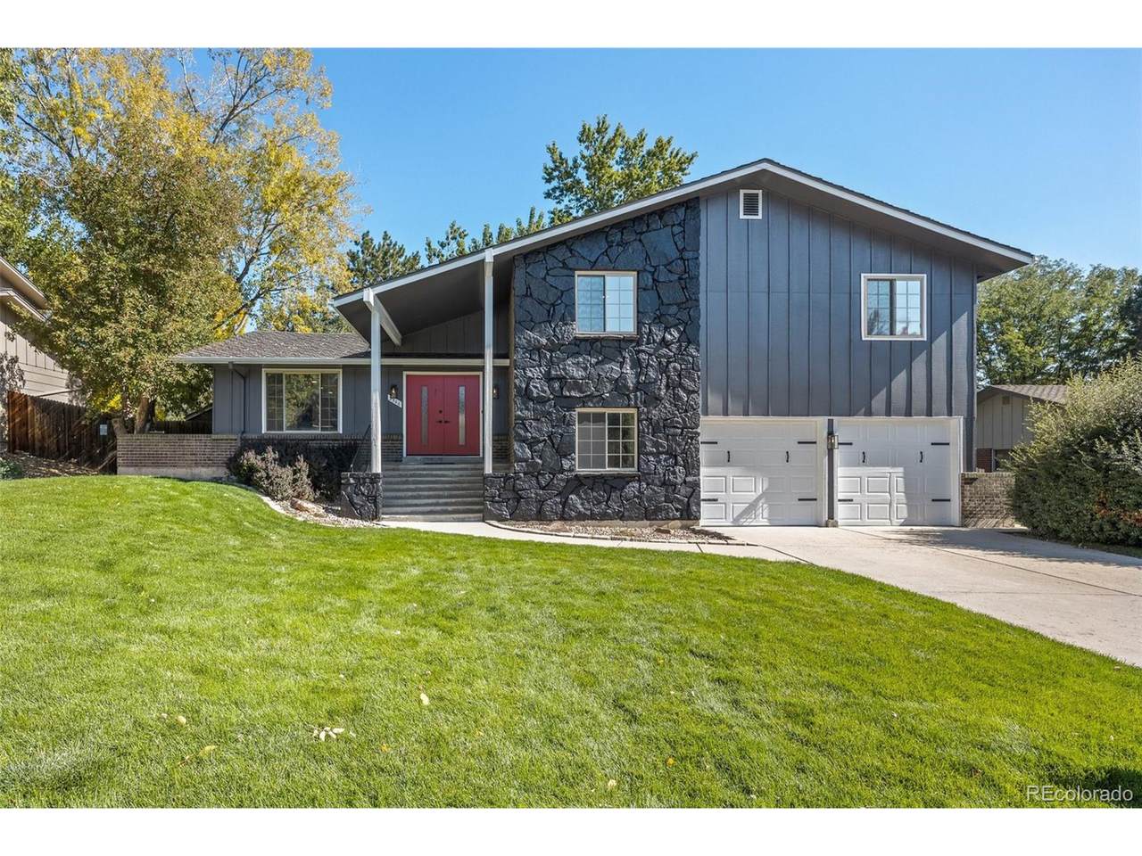 2546 Cody Way - Photo 1