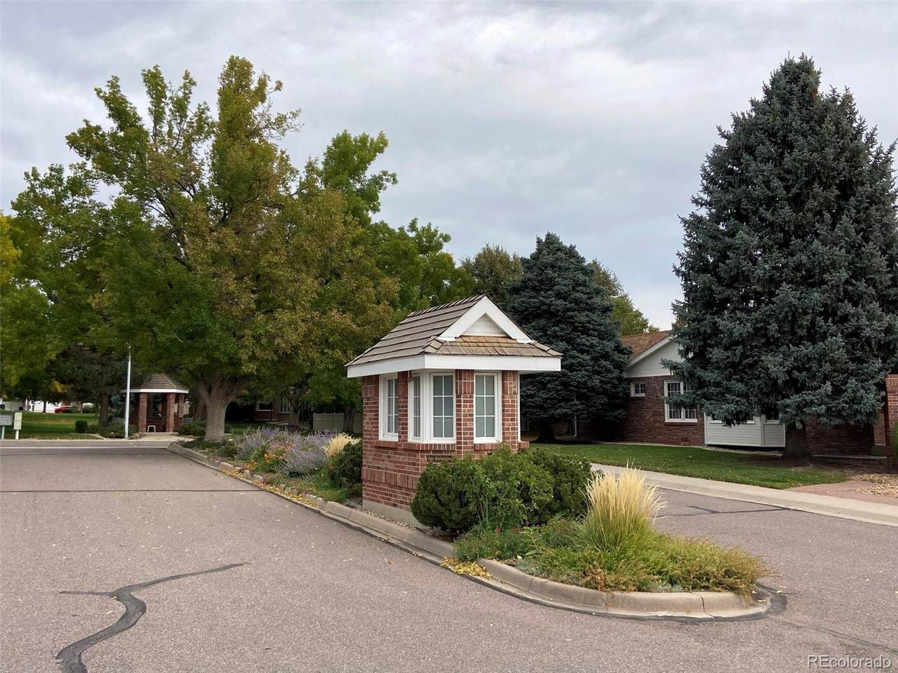 2657 Johnson Cir - Photo 1