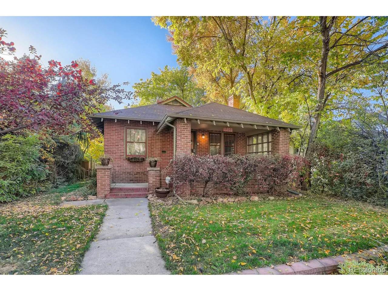 2235 Newton St - Photo 1