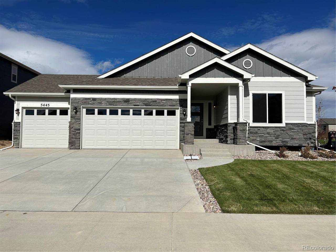 5445 Ault Dr - Photo 1