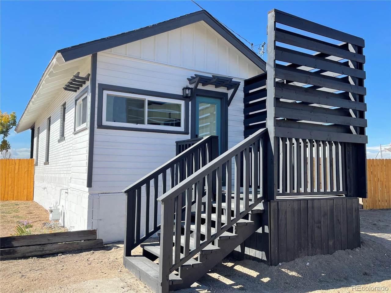 14595 Tucson St - Photo 1