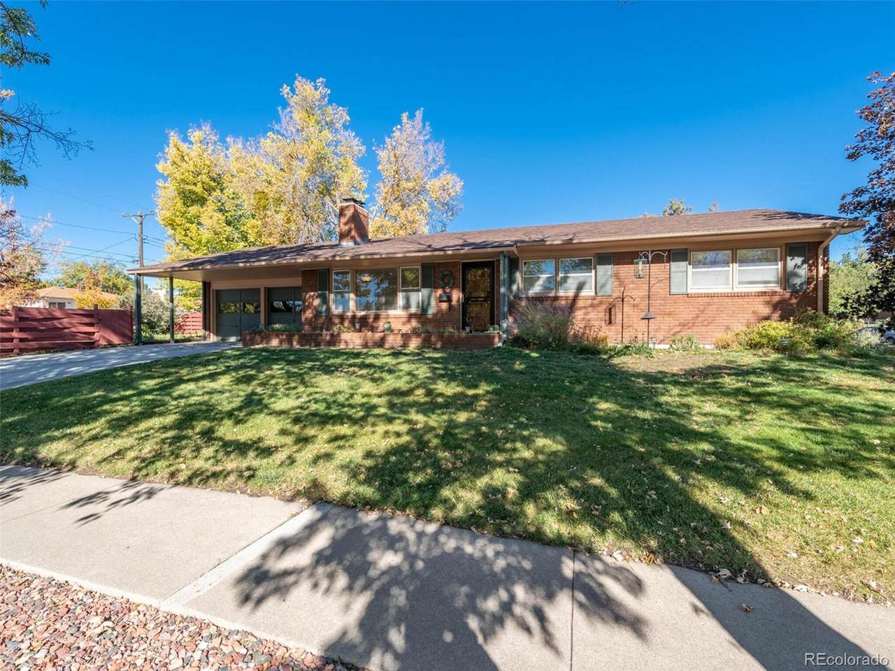 2650 Summit Dr - Photo 1