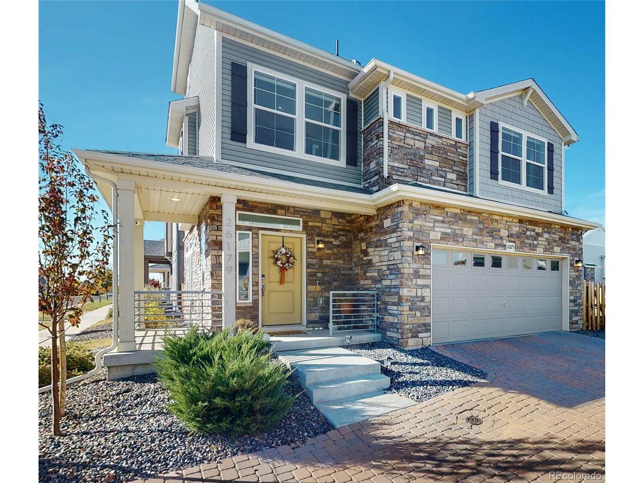 26179 Maple Dr - Photo 1