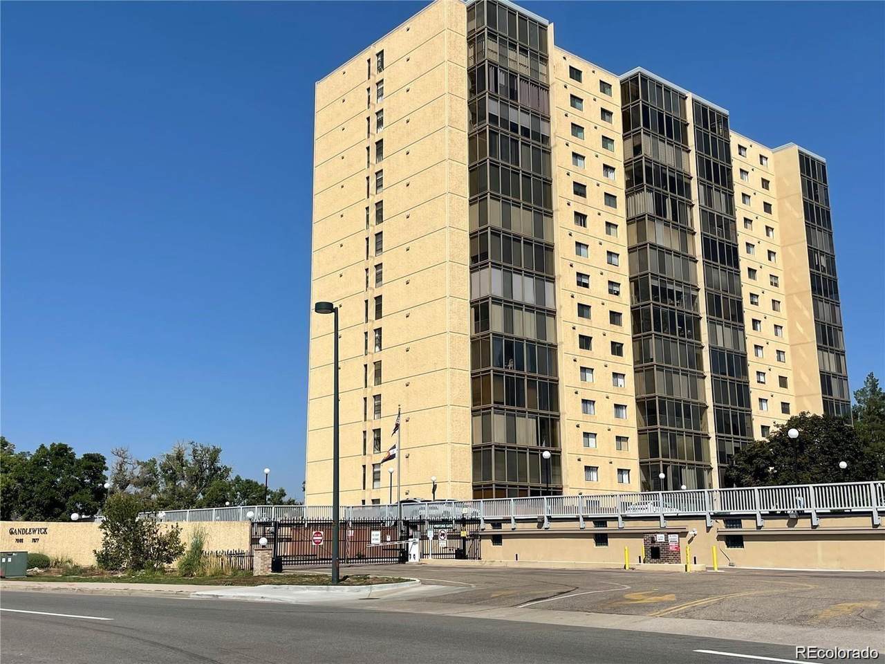 7877 Mississippi Ave - Photo 1
