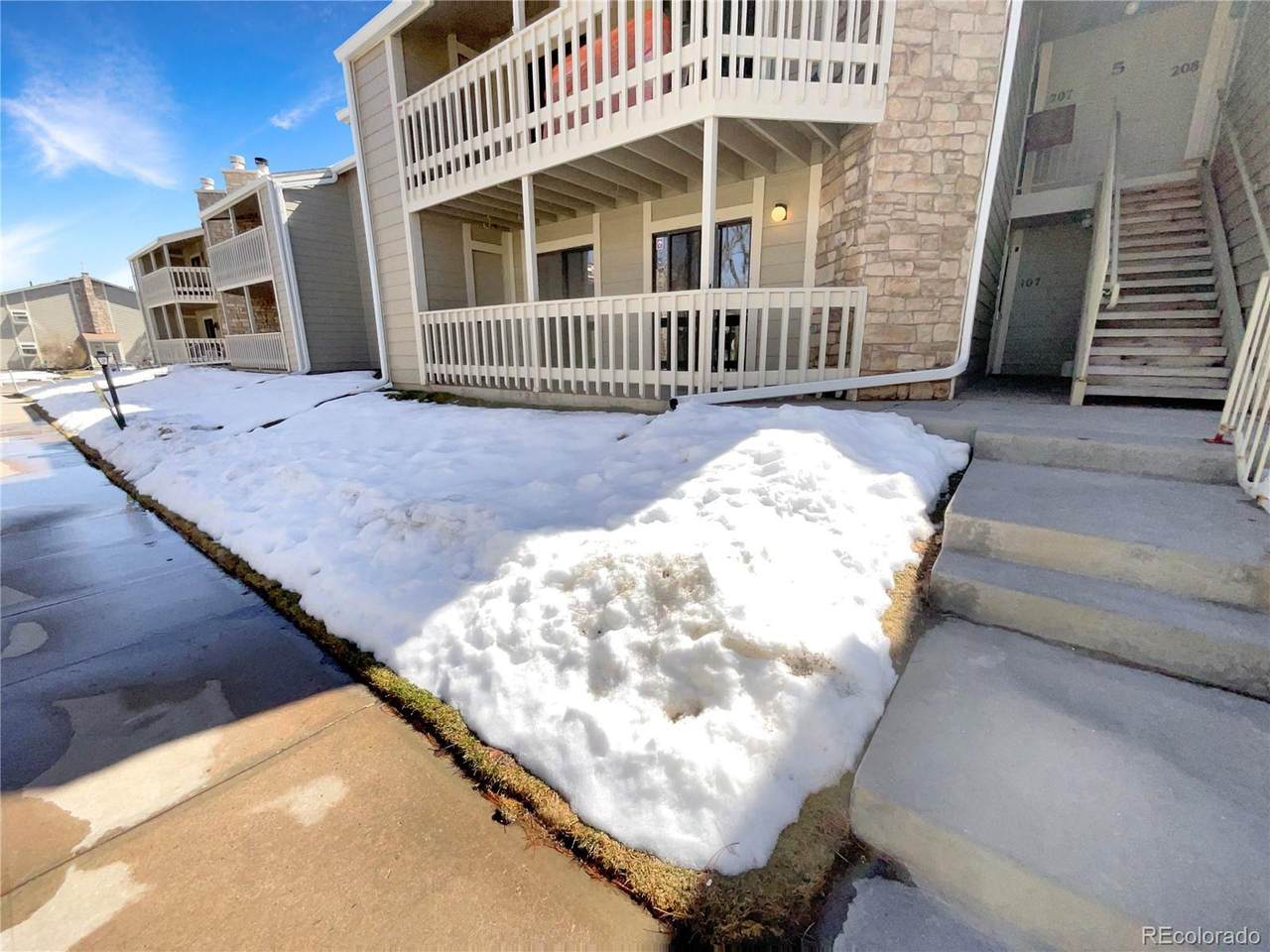 8225 Fairmount Dr - Photo 1