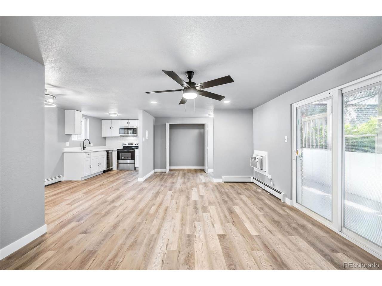 2190 Holly St - Photo 1