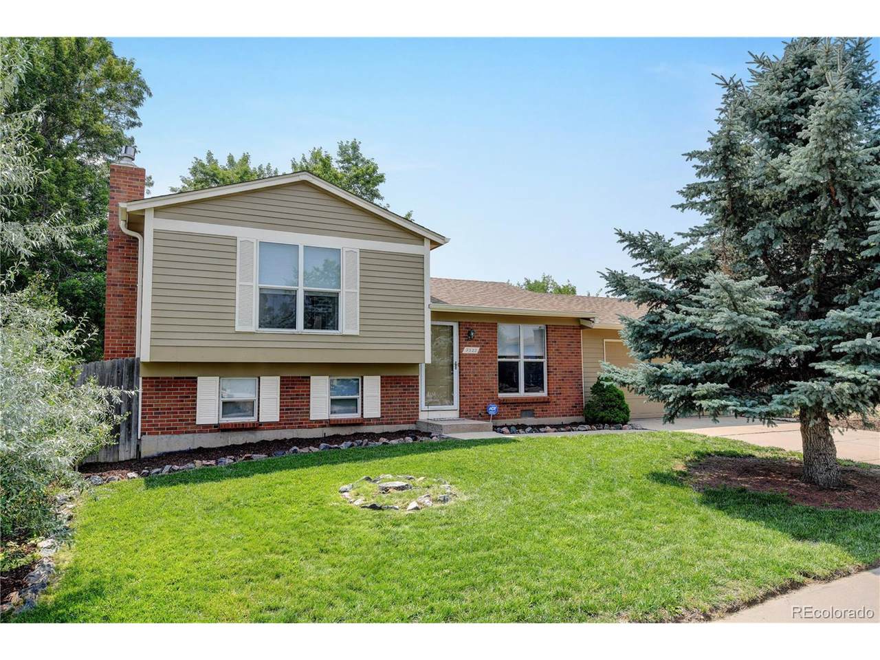 9522 Dudley Dr - Photo 1
