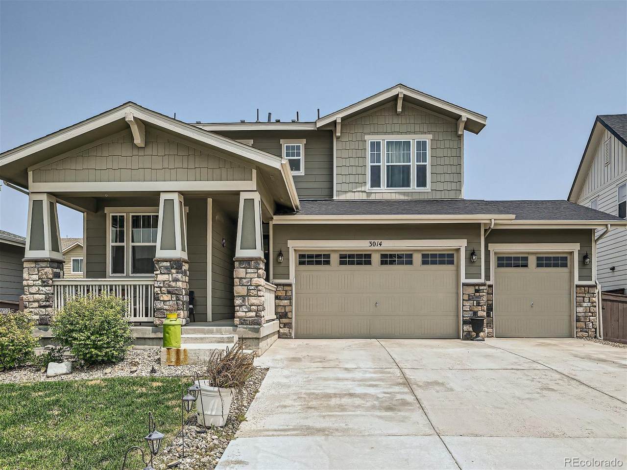 3014 Merlin Dr - Photo 1