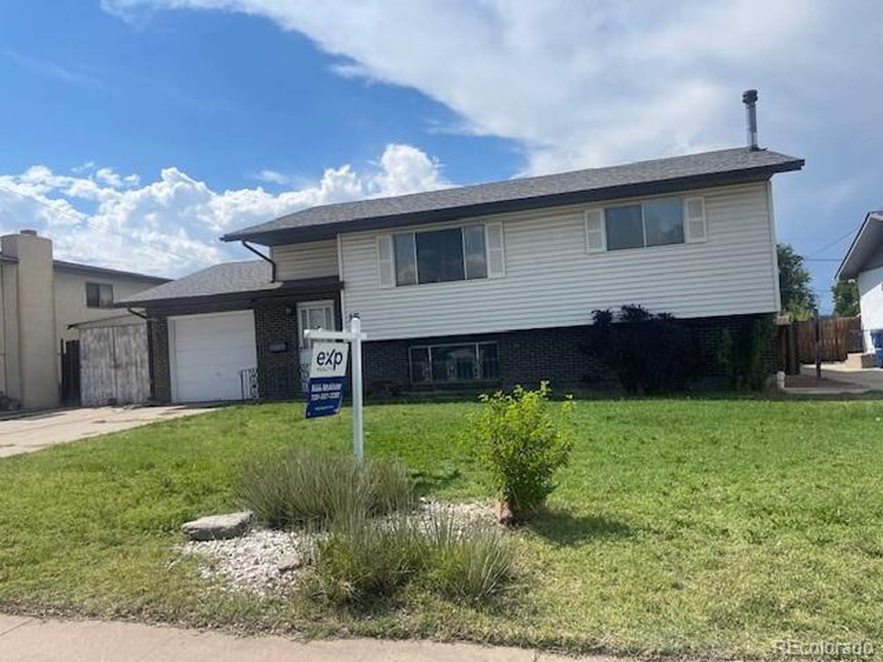 15 Radcliff Ln - Photo 1