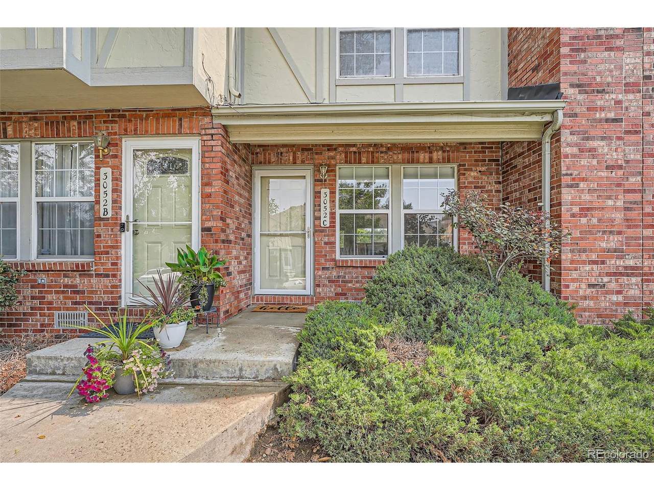 3052 107th Pl - Photo 1