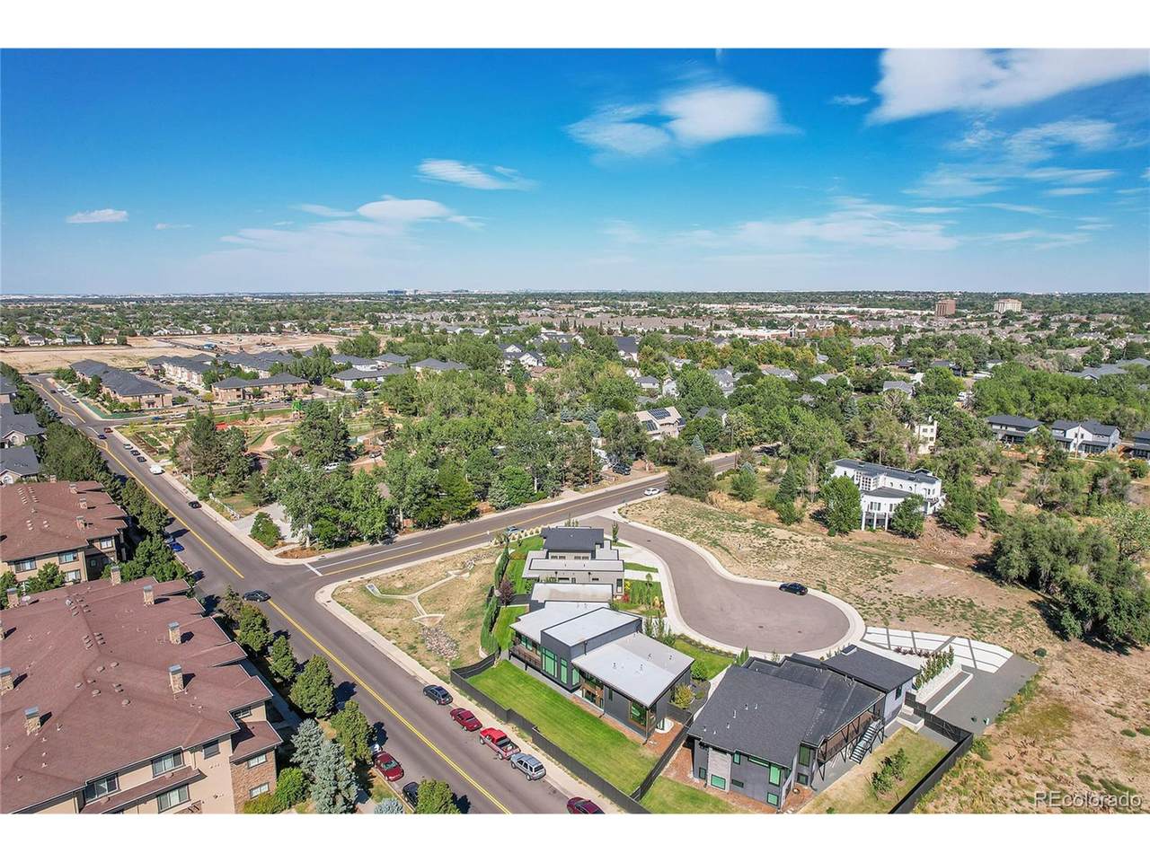 1722 Beeler Ct - Photo 1