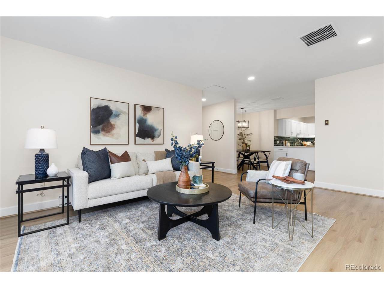 1133 Race St - Photo 1