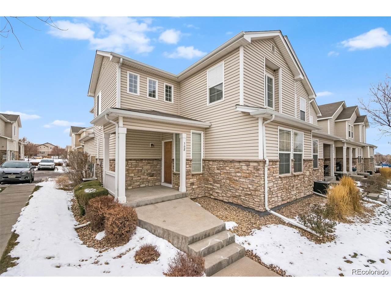 9758 Laredo St - Photo 1